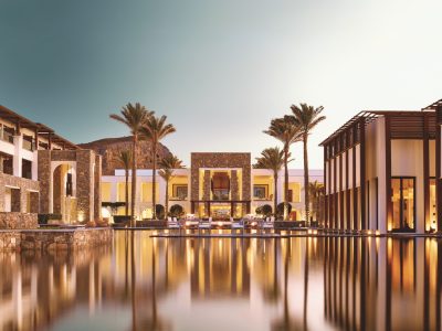 01-Z100-Avant-Garde-Boutique-Resort-Full-Of-Style Groot