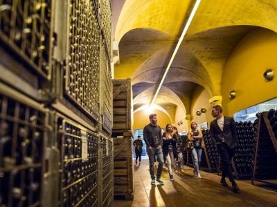 franciacorta-cantina-825x550 groot