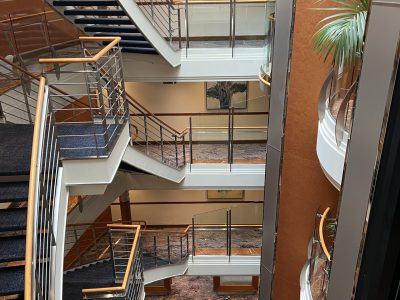Reizen Staelens ruimte atrium regent